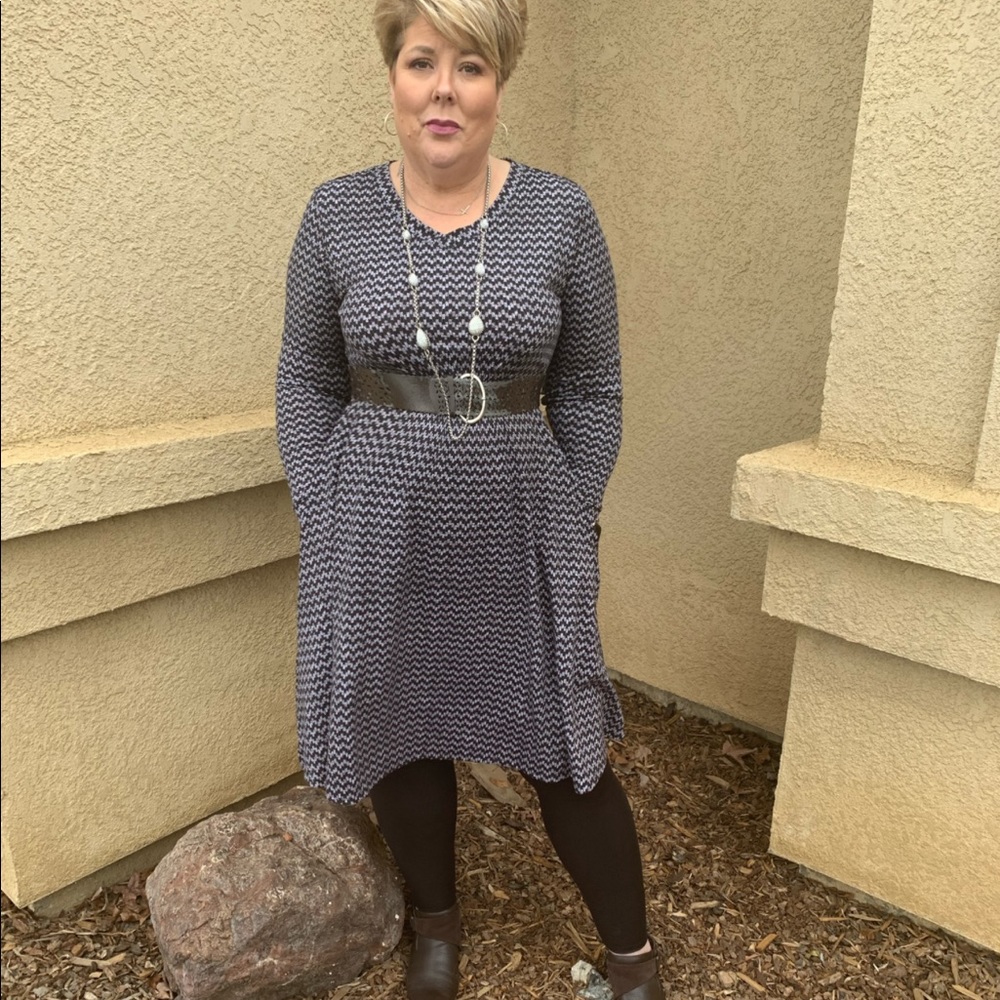 Lularoe Emily Swing Dress Black & White NWT #128